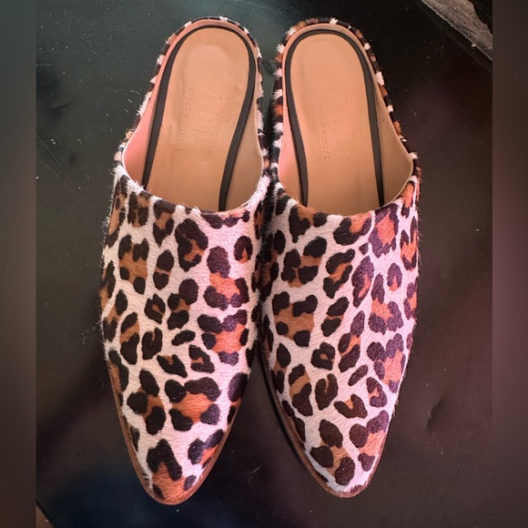 Able Local and Global Calf hide shoes - Picture 8 of 12